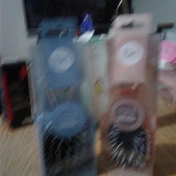 Moisturizers - Picture 5 of 8